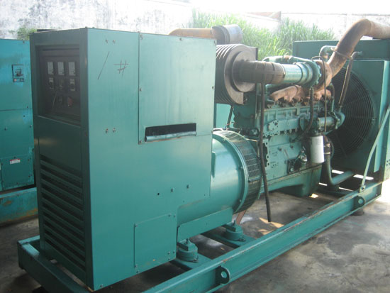 连山租赁发电机- 发电机碳刷磨损的原因是什么