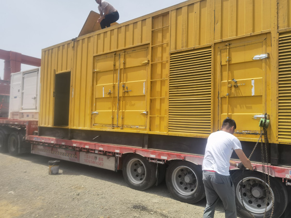 连山除了负载情况和发动机维护，还有哪些因素会影响 200kw 柴油发电机的油耗？