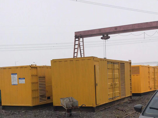 连山100kw柴油发电机组每小时油耗？